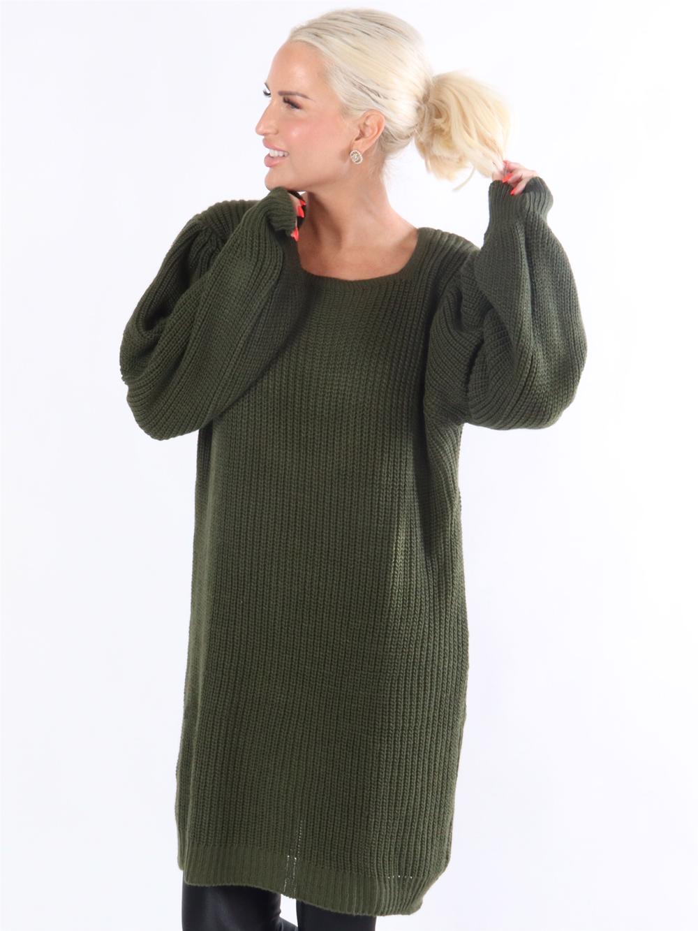 Mayse - Armégrön söt stickad klänning med ballongärmar